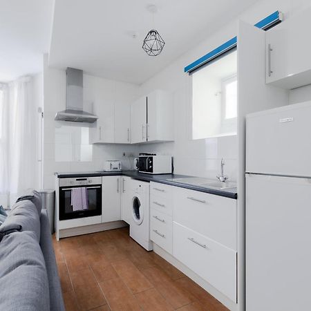 Modern Kensington Apartments London Eksteriør billede