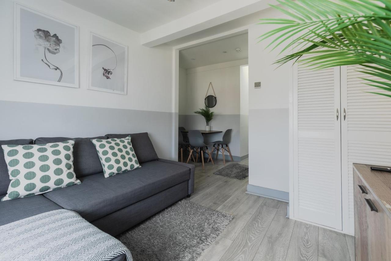 Modern Kensington Apartments London Eksteriør billede
