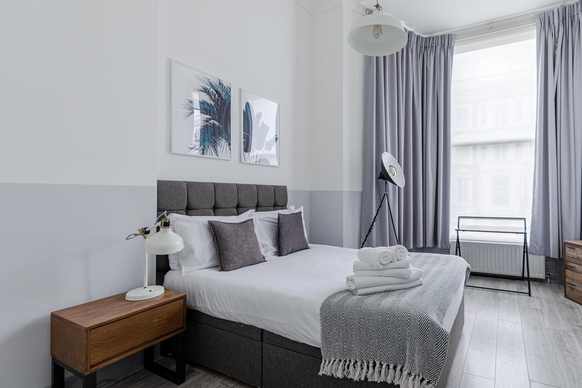Modern Kensington Apartments London Eksteriør billede